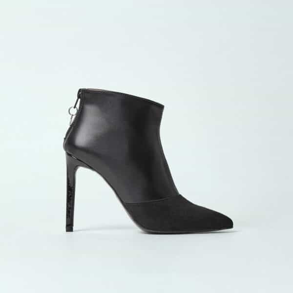 Gaelle Paris Boot In suede Black